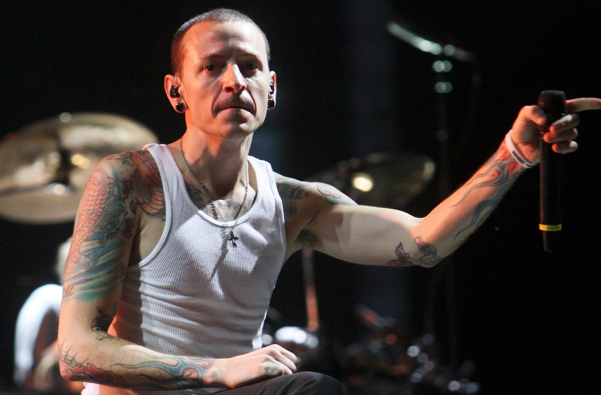 Singer of Linkin Park Chester Bennington dead at 41