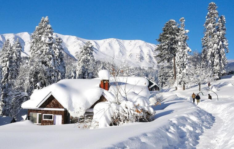 coldest places to visit in the summer season