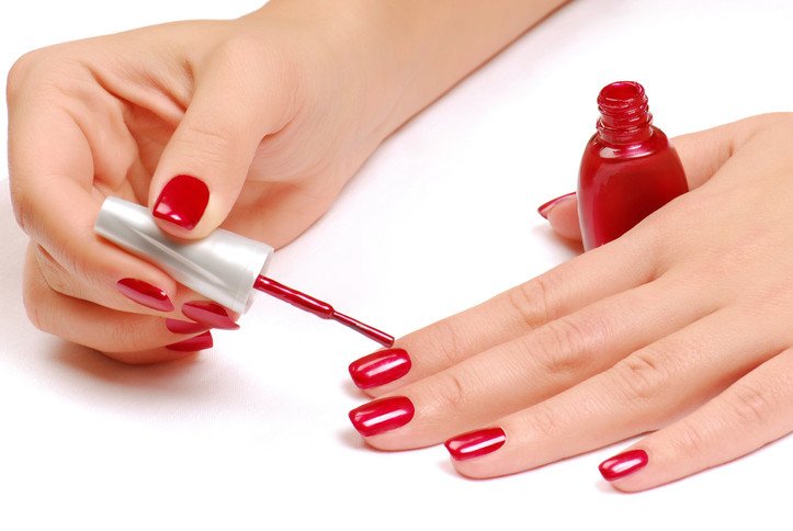 Fashion With Caution: Do Nail Polishes Harm The Nails?